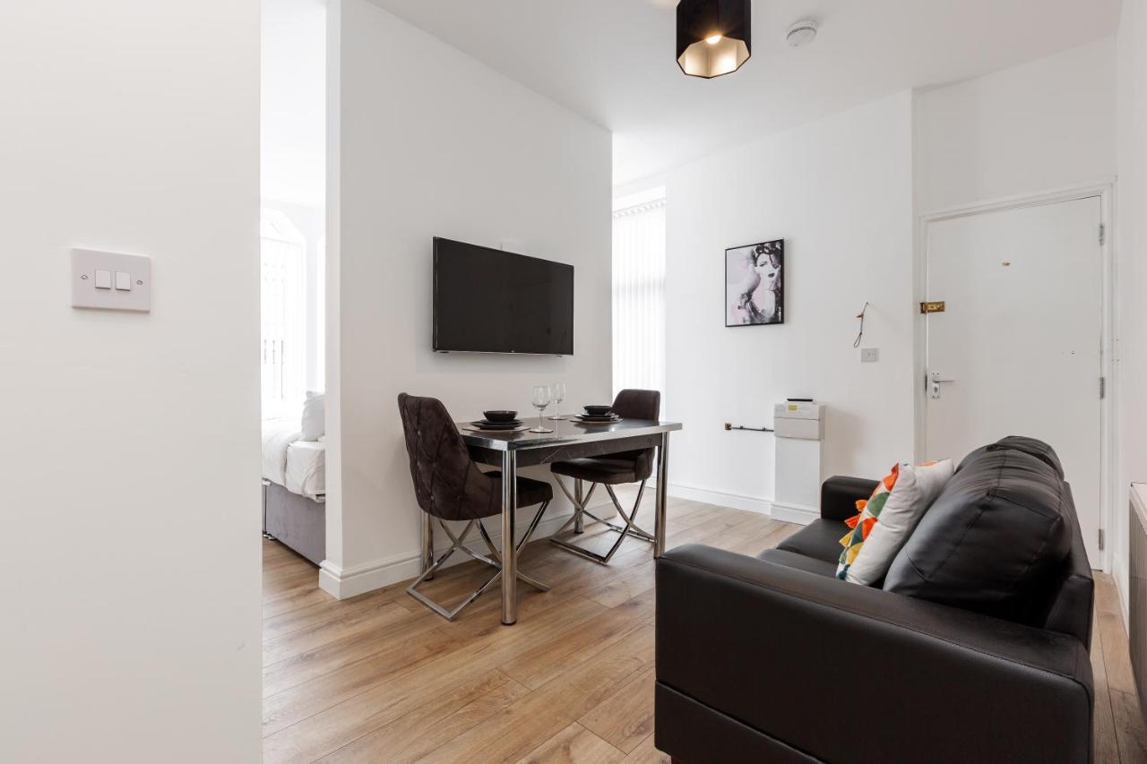 Apartment York Free Parking Included *